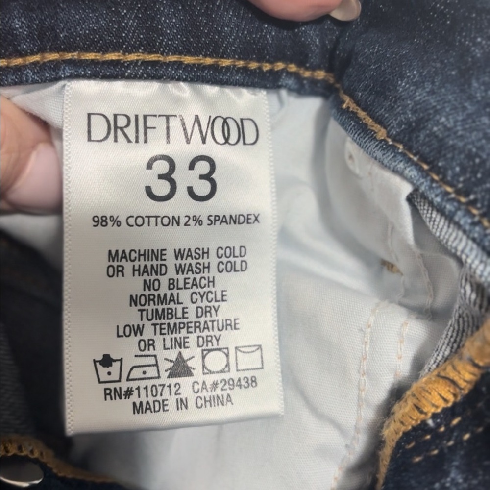 Boho Embroidered Denim Shorts Driftwood Size 33 Daisy NWOT - Picture 3 of 4